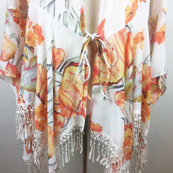 Ivory Floral Plus Size Kimono Tassel Sharkbite Hem - Picture 6 of 8